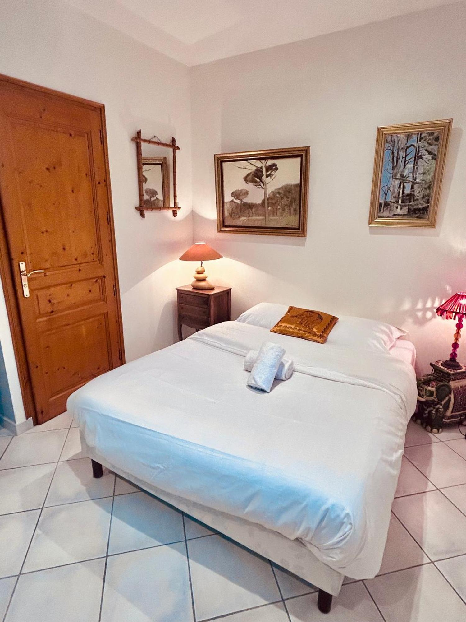 Le Clos De Tanvol - Parking Prive Gratuit- Terrasse Privee - Climatisation Viriat Exterior photo